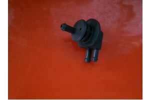 Oleo-Mac, EFCO Sparta 25 з'єднання в бак пластик, вставка в бак мотокоса оригінал 4162270